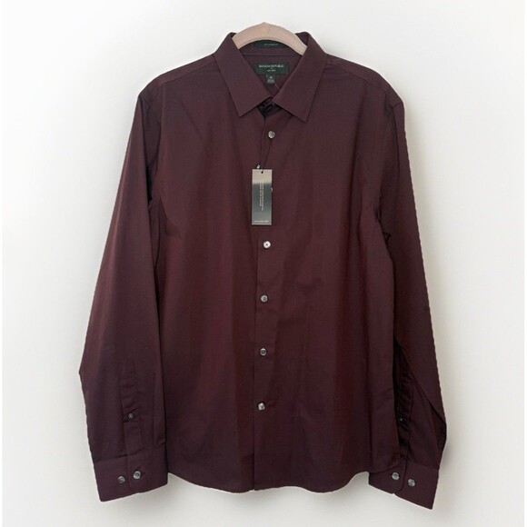 Banana Republic Other - BANANA REPUBLIC Button Up Medium LS Burgundy Untucked Fit Cotton Non Iron NWT